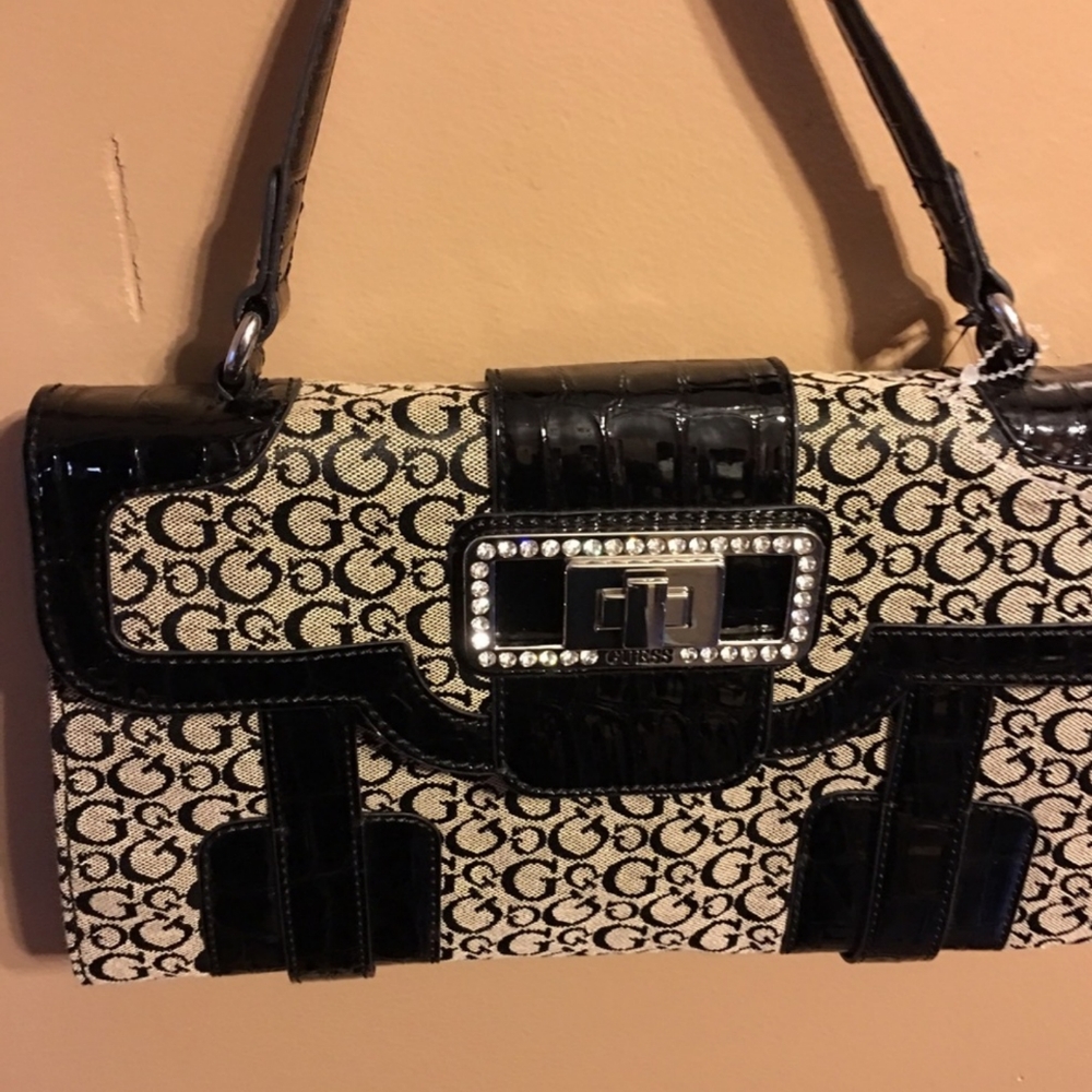 NWT Guess Purse